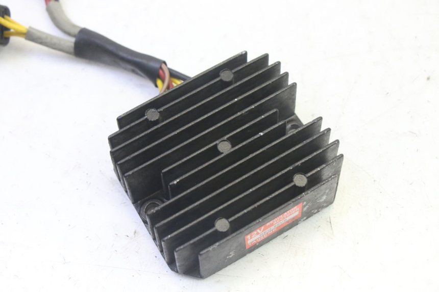 photo de REGULADOR DE CARGA QUADRO 4 4D 350 (2015 - 2018)