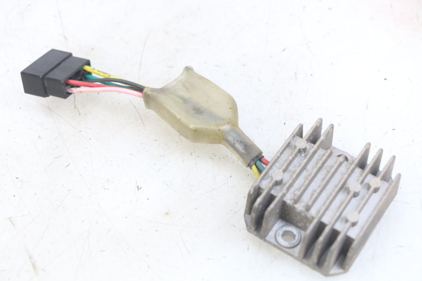 photo de REGULADOR DE CARGA KYMCO AGILITY NAKED RENOUVO 2T 50 (2011 - 2018)