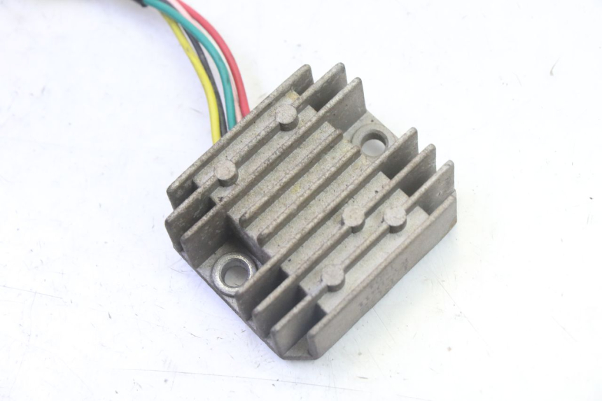 photo de REGULADOR DE CARGA KYMCO AGILITY NAKED RENOUVO 2T 50 (2011 - 2018)