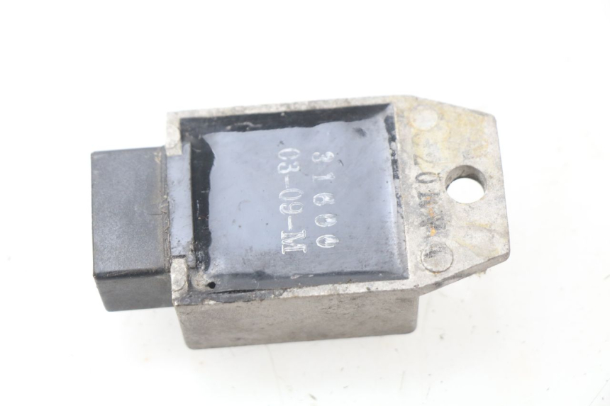 photo de REGULADOR DE CARGA JONWAY AZTRAL 125 (2008 - 2017)