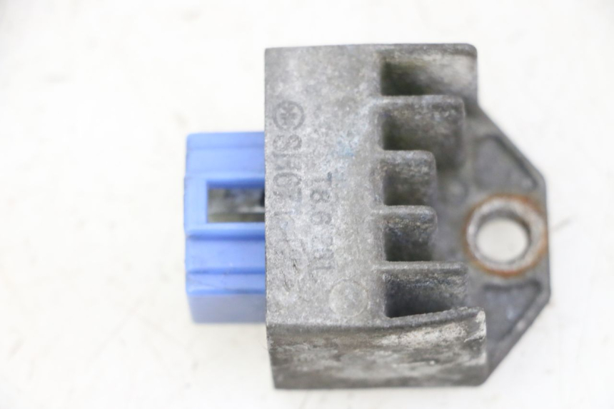 photo de REGULADOR MBK BOOSTER SPIRIT NAKED 50 (2004 - 2017)