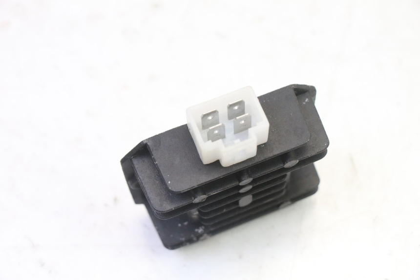 photo de REGULADOR TNT MOTOR BOSTON 4T 50 (2018 - 2025)