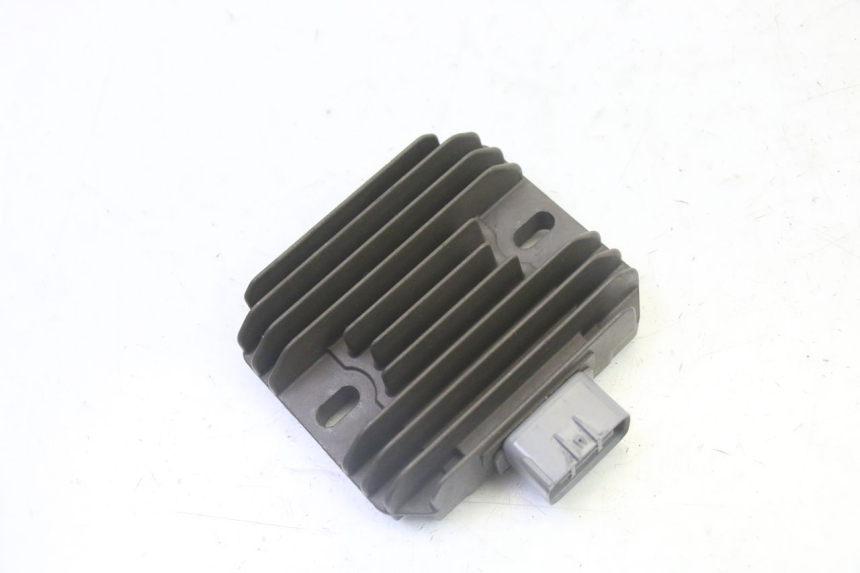 photo de REGULADOR DE CARGA SUZUKI BURGMAN 125 (2007 - 2014)