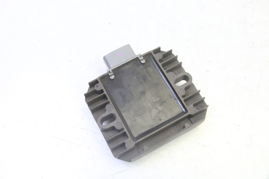 photo de REGULADOR DE CARGA SUZUKI BURGMAN 125 (2007 - 2014)