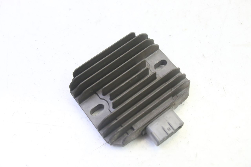 photo de REGULADOR DE CARGA SUZUKI BURGMAN 125 (2007 - 2014)