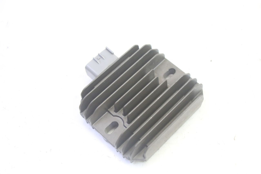 photo de REGULADOR DE CARGA SUZUKI BURGMAN 125 (2007 - 2014) - Vista principal