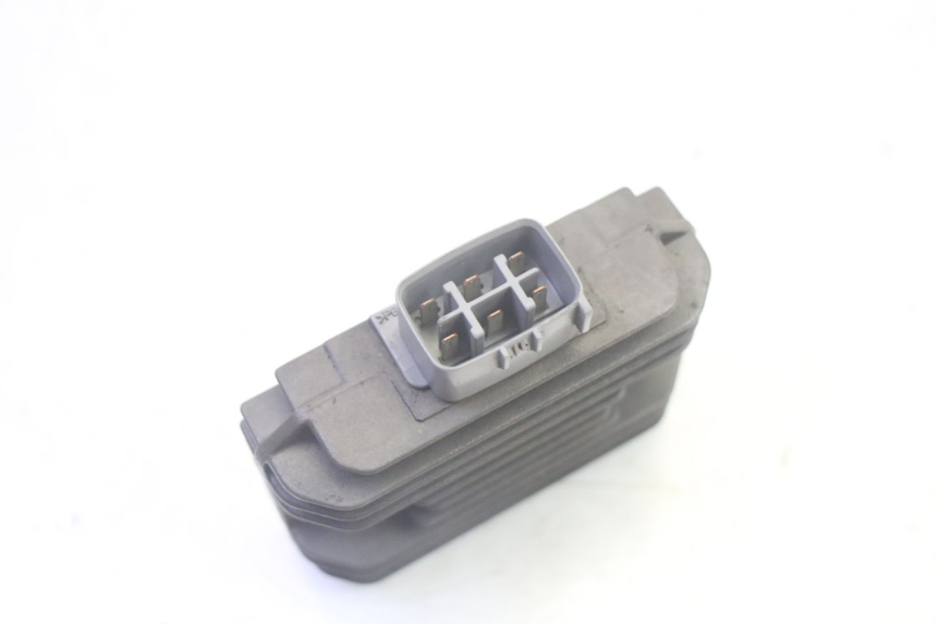 photo de REGULADOR DE CARGA SUZUKI BURGMAN 125 (2007 - 2014) - Otra perspectiva