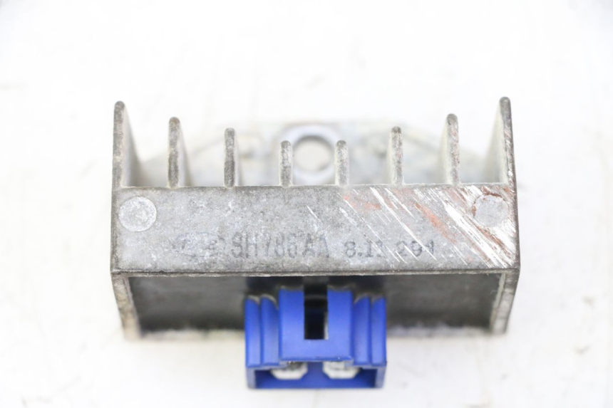 photo de REGULADOR HONDA CBF 125 (2009 - 2015)