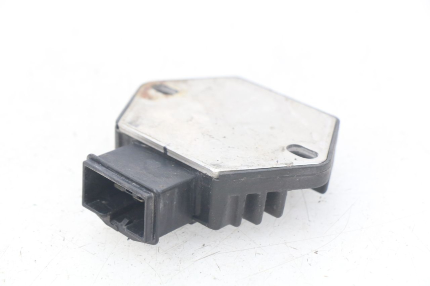 photo de REGULADOR HONDA CBR R 125 (2003 - 2006)