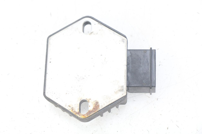 photo de REGULADOR HONDA CBR R 125 (2003 - 2006)