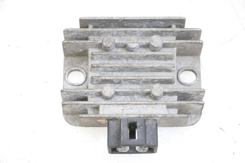 photo de REGULADOR DE CARGA LONGJIA DIGITA 4T 50 (2019 - 2022) - Vista principal