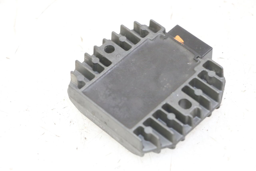 photo de REGULADOR PEUGEOT ELYSTAR 125 (2002 - 2007)