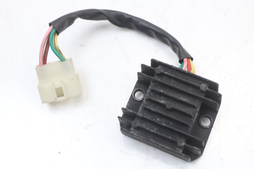 photo de REGULADOR SYM FIDDLE 3 III 50 (2014 - 2020)