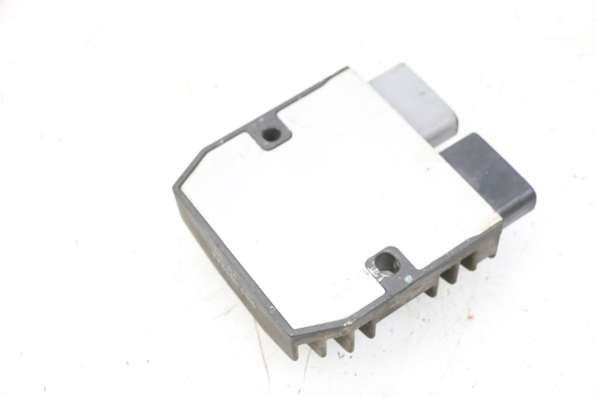 photo de REGULADOR DE CARGA YAMAHA FJR ABS 1300 (2006 - 2012) - Recambio usado revisado