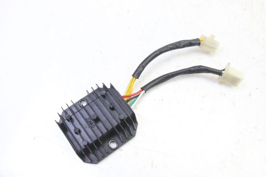photo de REGULADOR DE CARGA VENESI FLY RETRO 4T 50 (2020 - 2025)