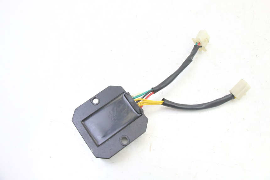 photo de REGULADOR DE CARGA VENESI FLY RETRO 4T 50 (2020 - 2025)