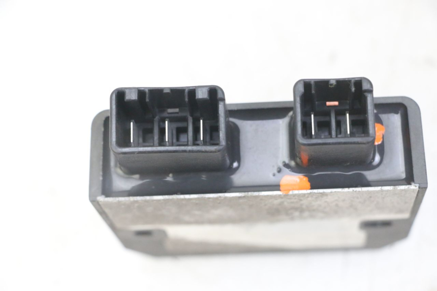 photo de REGULADOR HONDA FORZA ABS 300 (2013 - 2019)