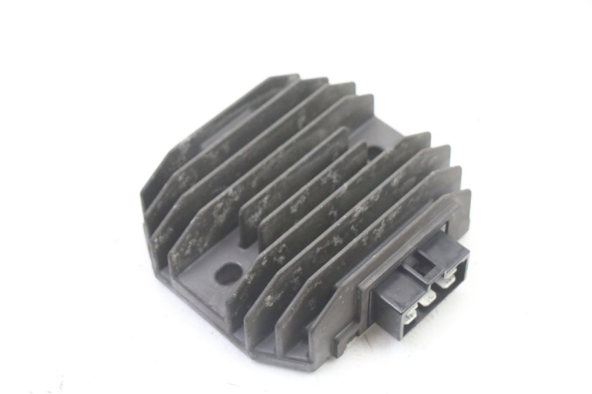 photo de REGULADOR YAMAHA FZ6 FAZER S2 600 (2007 - 2011)