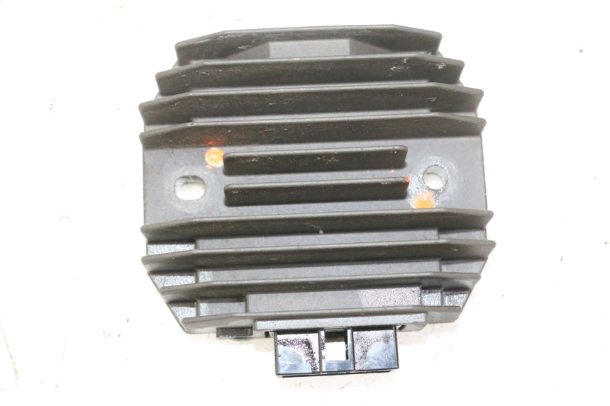 photo de REGULADOR YAMAHA FZ6 N FAZER 600 (2004 - 2006)