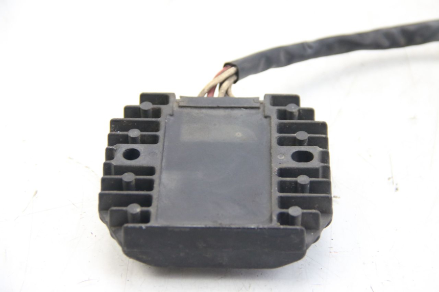 photo de REGULADOR DE CARGA YAMAHA FZS FAZER 600 (2001 - 2003)