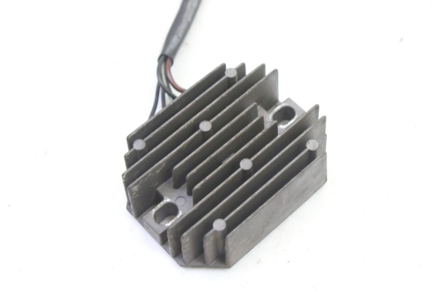 photo de REGULADOR SUZUKI GS GSE 500 (2001 - 2003)
