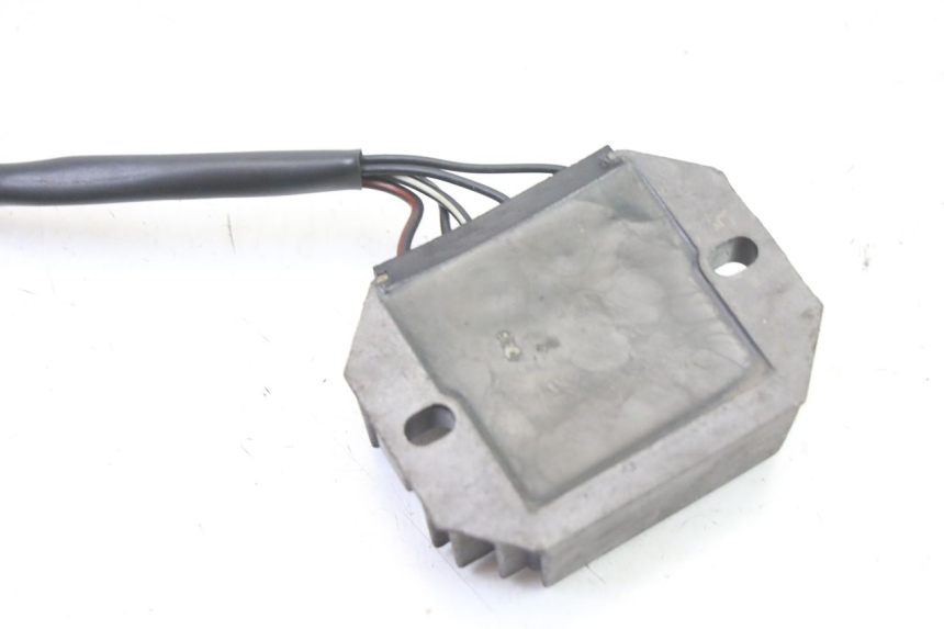 photo de REGULADOR SUZUKI GS GSE 500 (2001 - 2003)