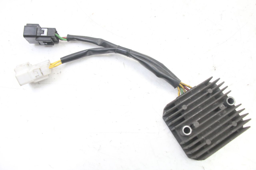 photo de REGULADOR DE CARGA HONDA FES S-WING SWING ABS 125 (2007 - 2015)
