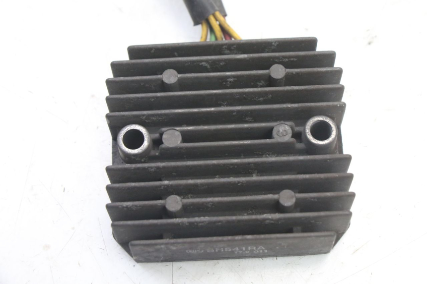 photo de REGULADOR DE CARGA HONDA FES S-WING SWING ABS 125 (2007 - 2015)