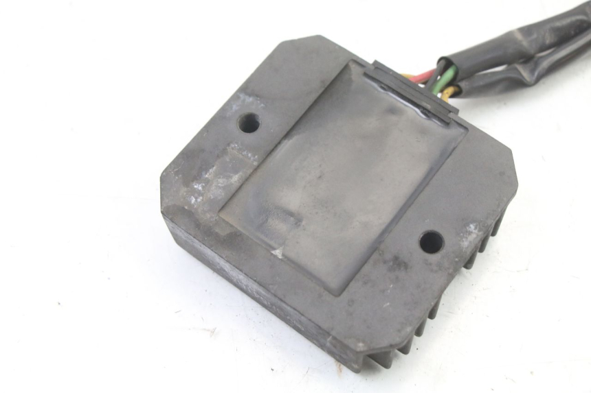photo de REGULADOR DE CARGA HONDA FES S-WING SWING ABS 125 (2007 - 2015)