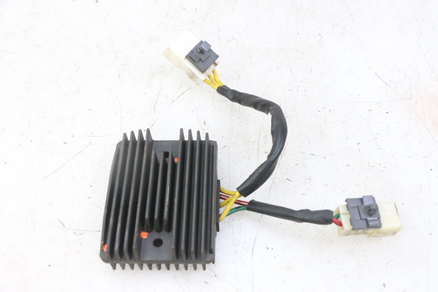 photo de REGULADOR PIAGGIO IE MP3 YOURBAN 300 (2011 - 2016)