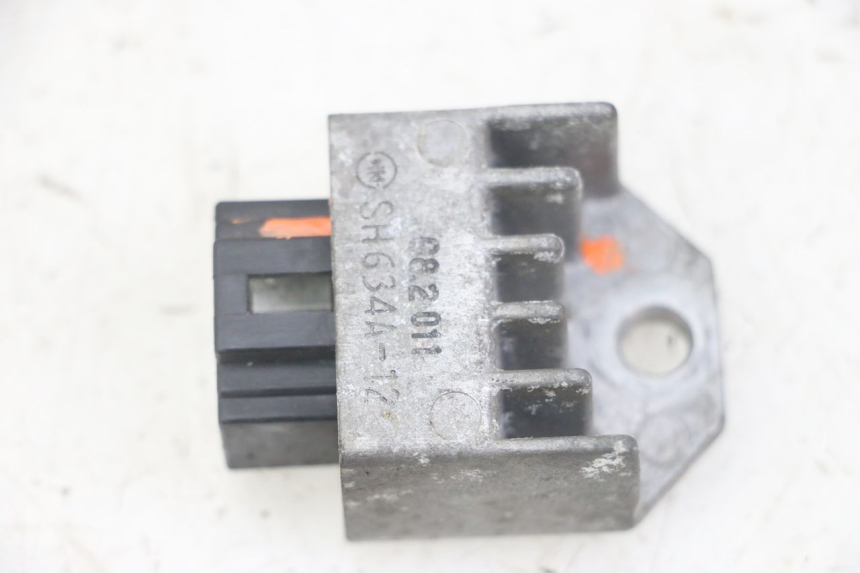 photo de REGULADOR PEUGEOT JET FORCE CARBU 50 (2003 - 2016)