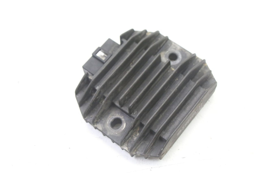 photo de REGULADOR KAWASAKI ZR7 ZR-7 S 750 (1999 - 2004)