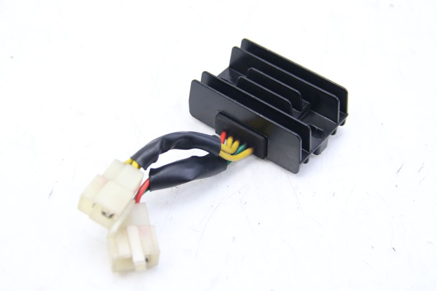 photo de REGULADOR DE CARGA PEUGEOT KISBEE 2T 50 (2018 - 2022)