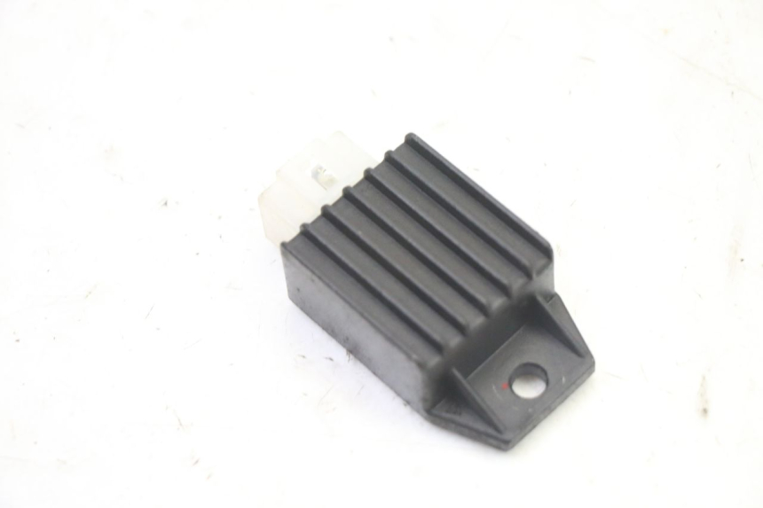 photo de REGULADOR DE CARGA PEUGEOT KISBEE 2T 50 (2010 - 2017)