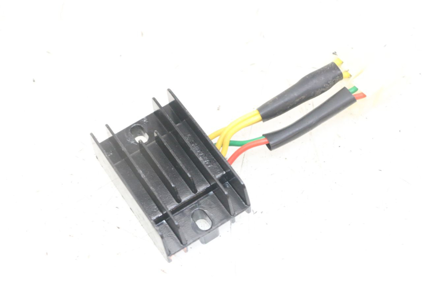 photo de REGULADOR DE CARGA PEUGEOT KISBEE 4T 50 (2018 - 2022)