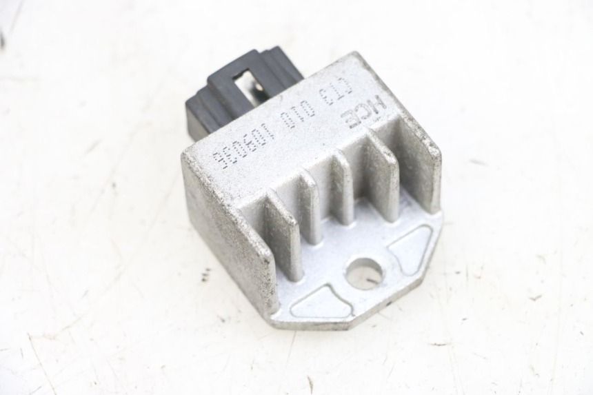 photo de REGULADOR DE CARGA PEUGEOT KISBEE 4T 50 (2010 - 2017)