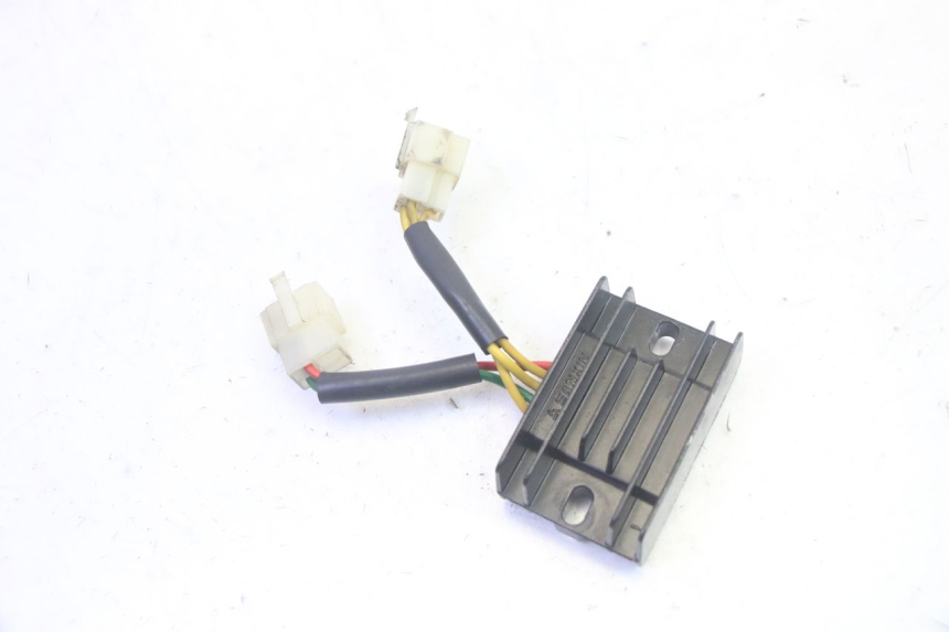 photo de REGULADOR DE CARGA PEUGEOT KISBEE 4T 50 (2018 - 2022) - Vista principal