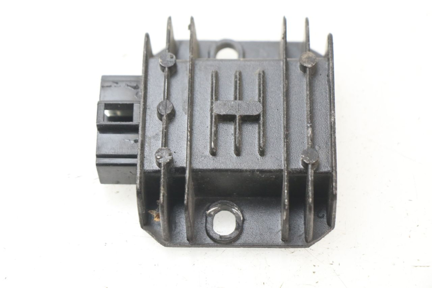 photo de REGULADOR DE CARGA JM MOTORS MIA 50 (2017 - 2020)