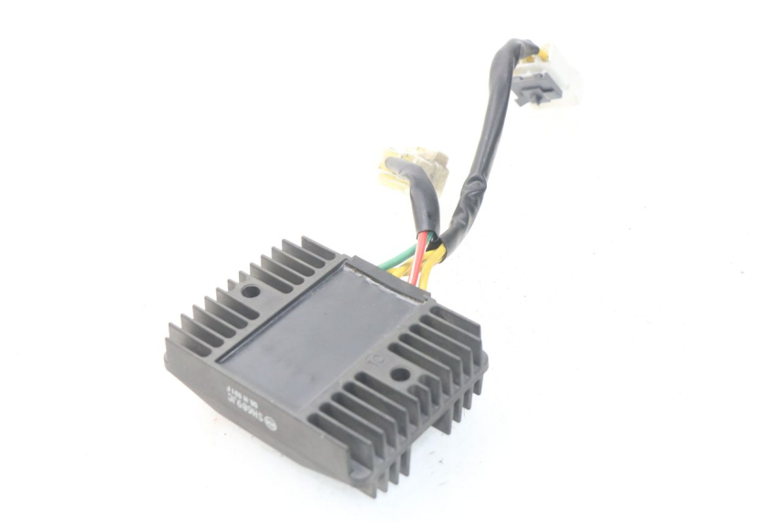 photo de REGULADOR PIAGGIO MP3 HPE 500 (2019 - 2022)