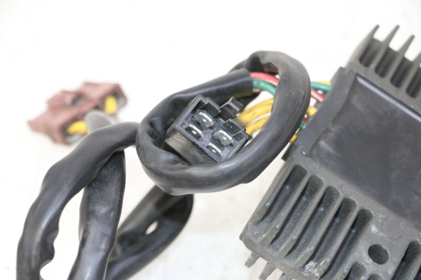 photo de REGULADOR DE CARGA PIAGGIO MP3 LT 400 (2007 - 2012)