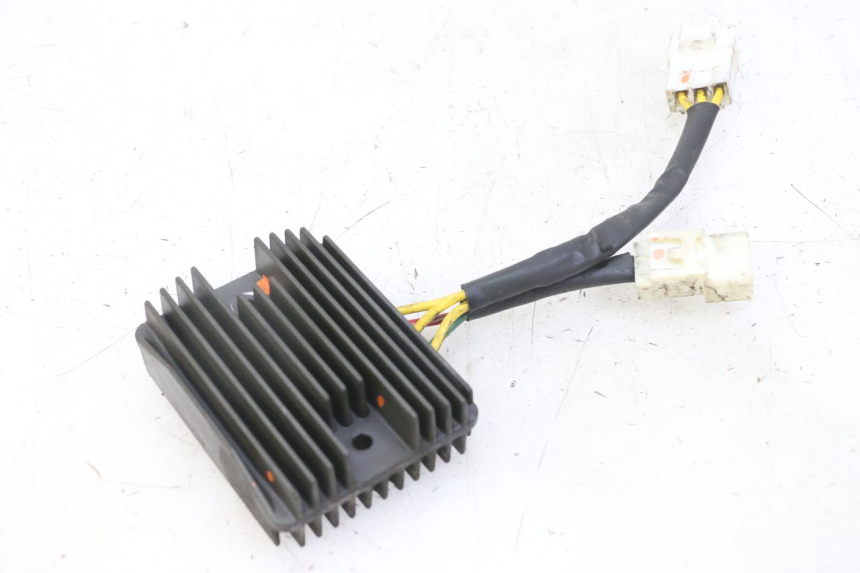 photo de REGULADOR DE CARGA PIAGGIO MP3 LT 300 (2010 - 2016)