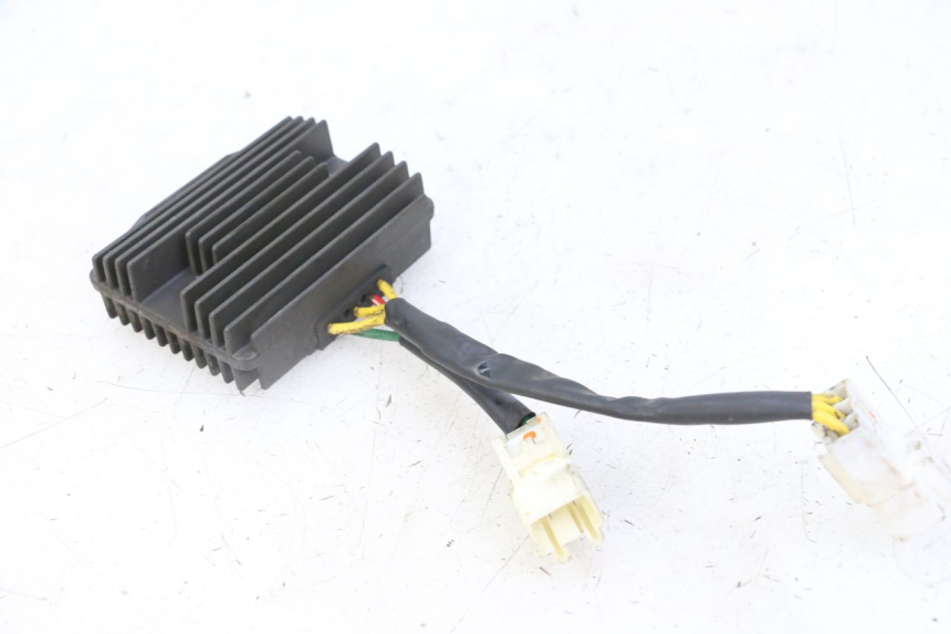 photo de REGULADOR DE CARGA PIAGGIO MP3 LT 300 (2010 - 2016)