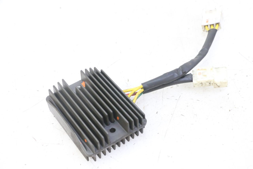 photo de REGULADOR DE CARGA PIAGGIO MP3 LT 300 (2010 - 2016)