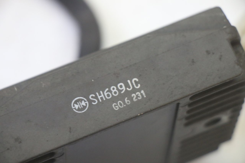 photo de REGULADOR DE CARGA PIAGGIO MP3 LT 300 (2010 - 2016)