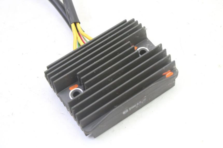 photo de REGULADOR DE CARGA PIAGGIO MP3 RL 250 (2007 - 2010)