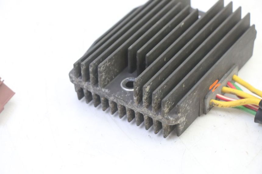 photo de REGULADOR DE CARGA PIAGGIO MP3 RL 250 (2007 - 2010)
