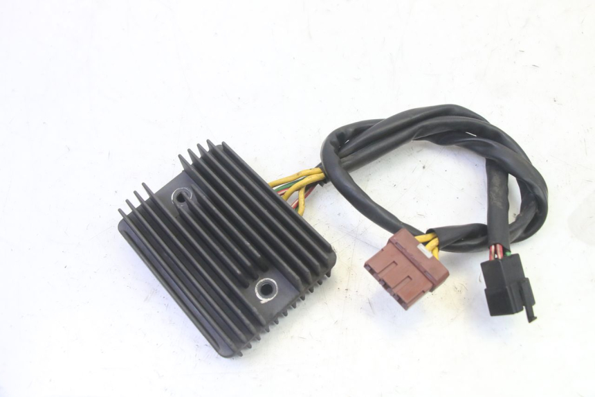 photo de REGULADOR DE CARGA PIAGGIO MP3 RL 250 (2007 - 2010)