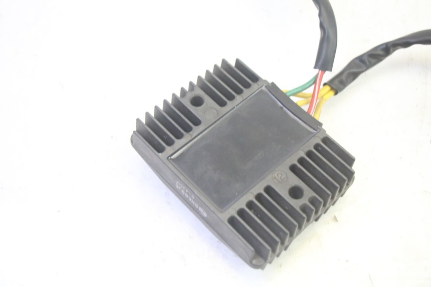 photo de REGULADOR PIAGGIO MP3 500 (2016 - 2018) - Vista general del producto