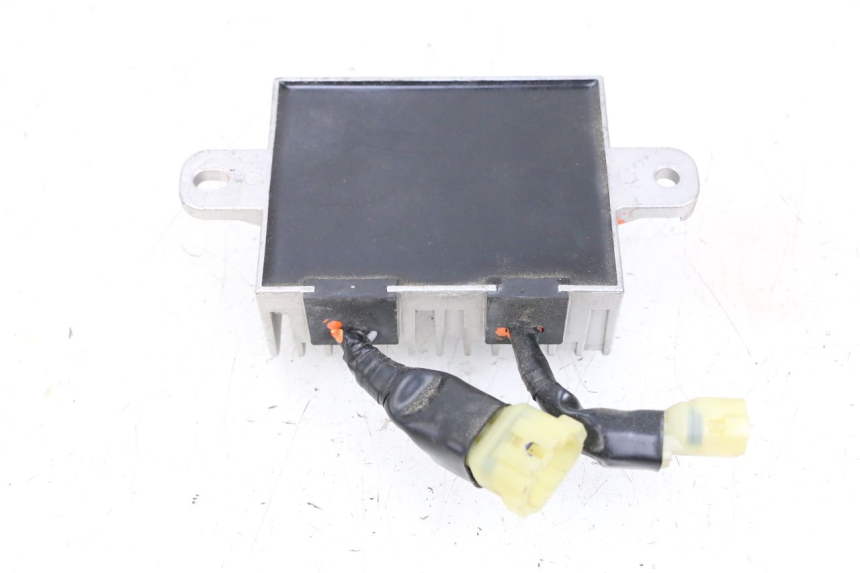 photo de REGULADOR YAMAHA NEO'S CORE 1 (2022 - 2026) - Primer plano técnico