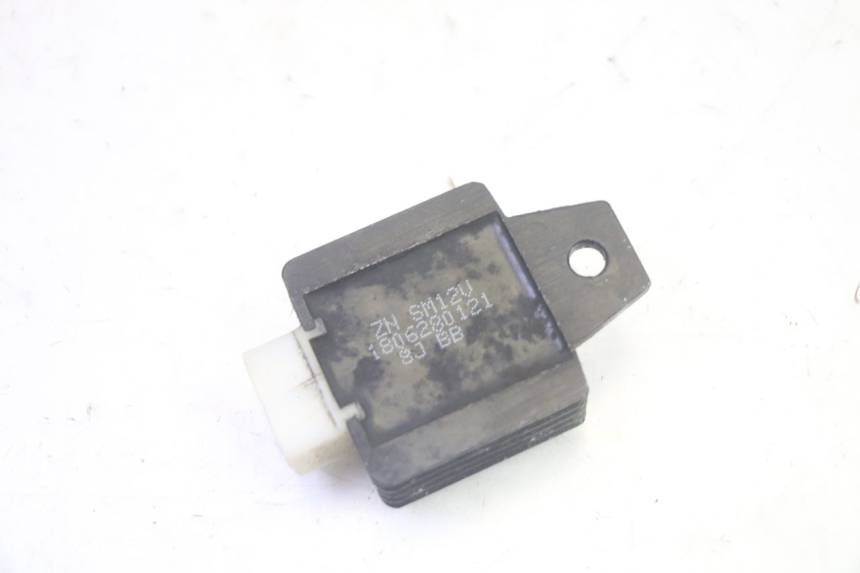 photo de REGULADOR JM MOTORS OLDIES GT 4T 50 (2018 - 2025) - Zoom estado de uso